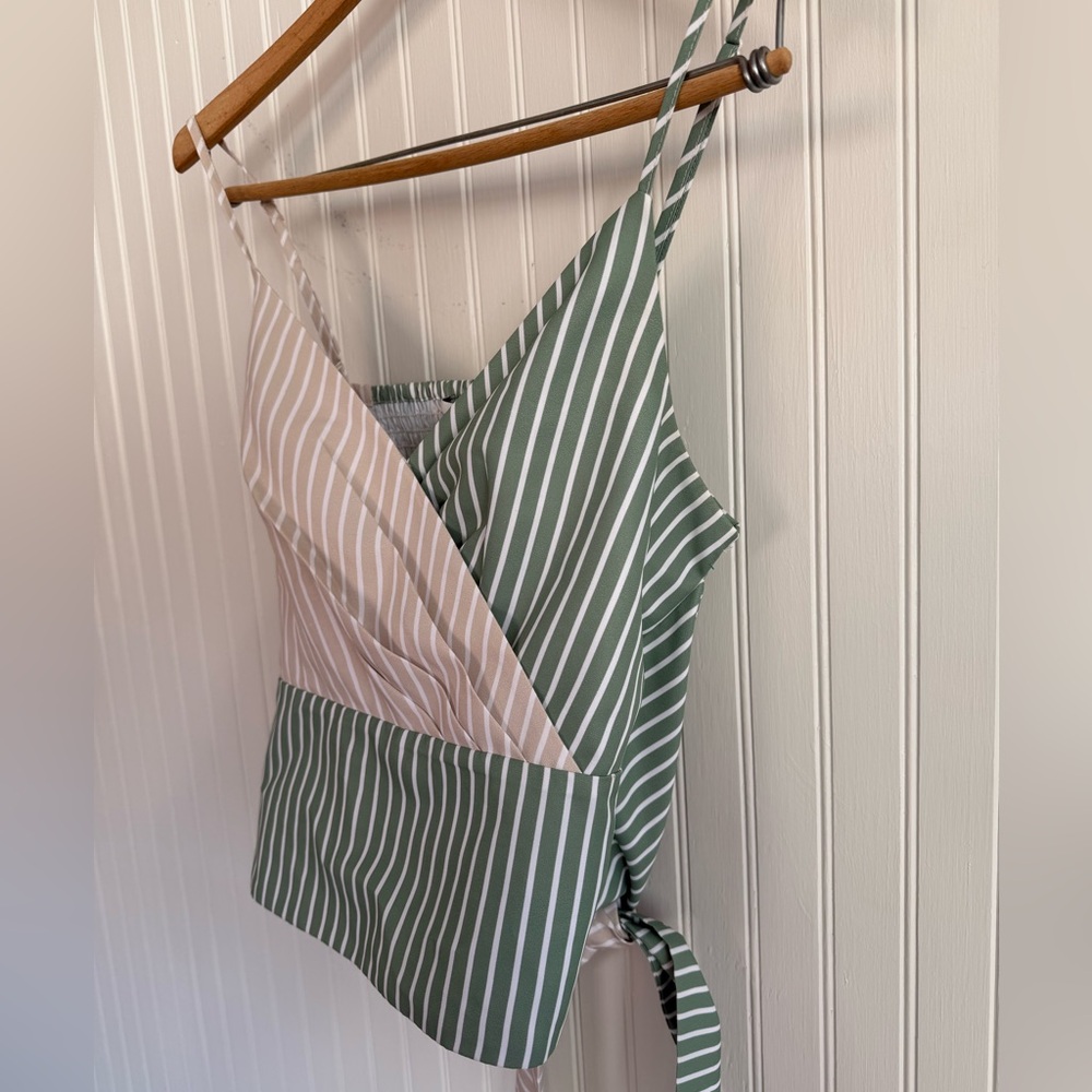 Anthropologie Tank Top Size Small Green Stripes with Back Knot Tie - Picture 6 of 7